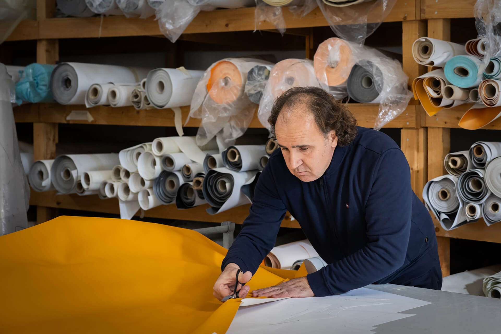 d'amico nautical upholstery - fabric cutting