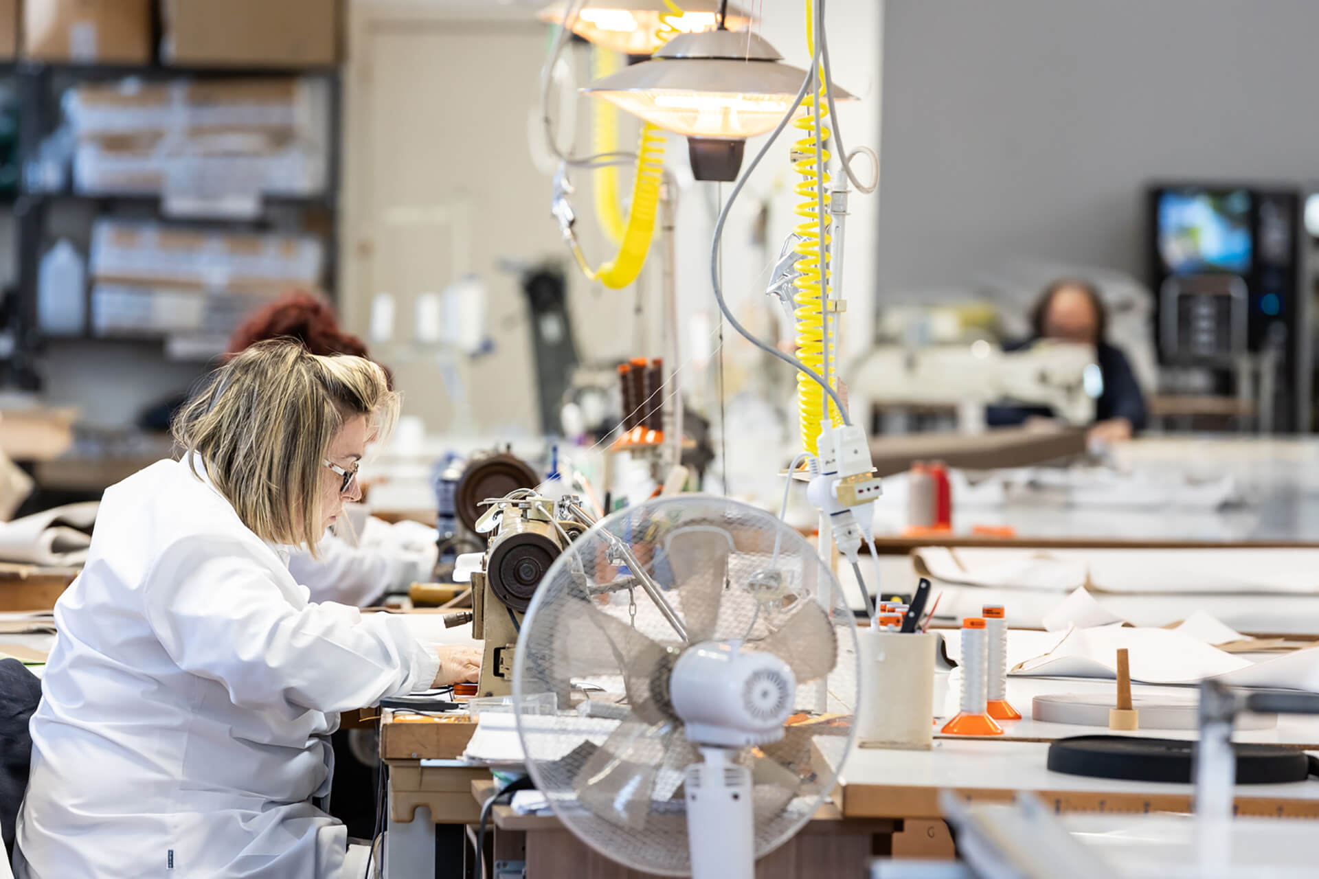 tappezzeria nautica d'amico fase cucitura